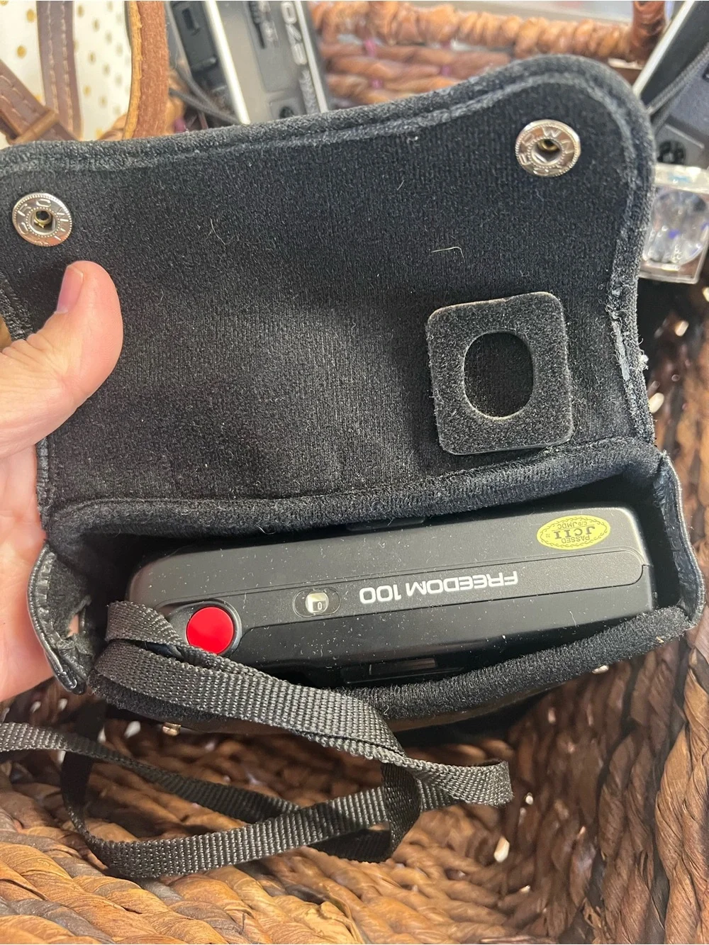 Lot Of 5 VTG Cameras & Cases Konica/Minolta/Kodak Retro